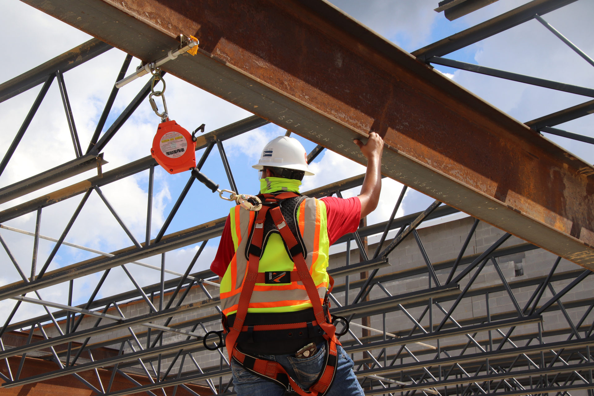 Using Safety Harness to work from beam